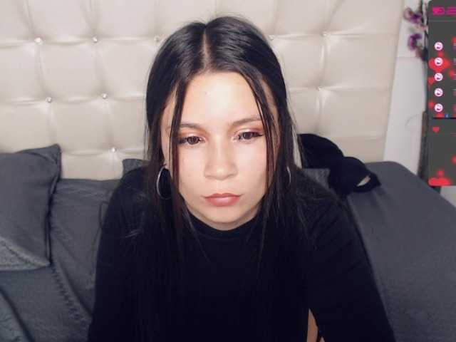 Snímky obrazovky vysielania evelynncrush