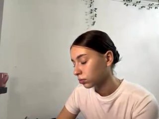 Erotický videohovor EvonneHeally