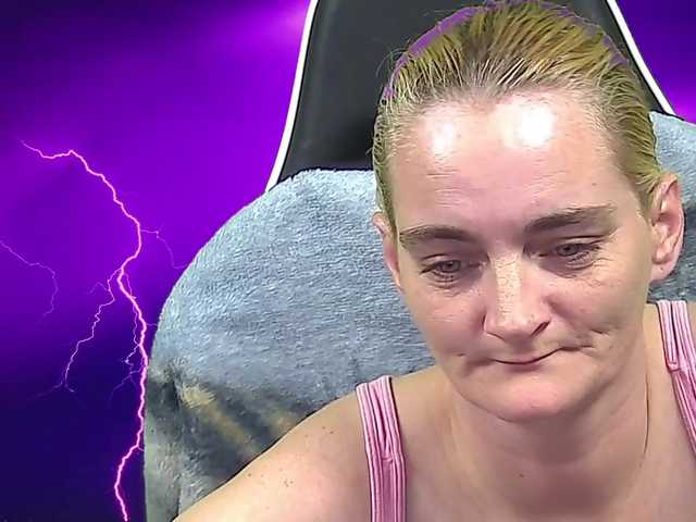 Snímky obrazovky vysielania ExploringDuo1