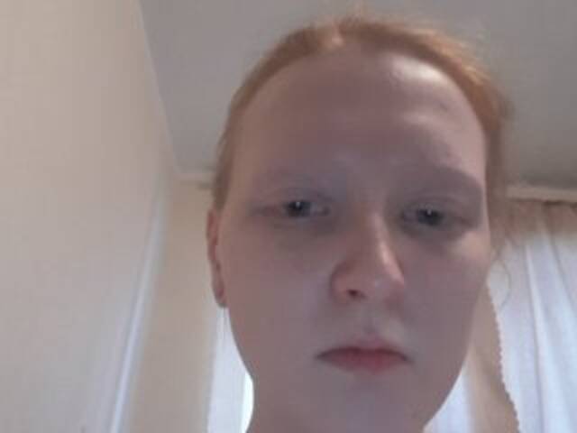 Snímky obrazovky vysielania Faustina_Fox