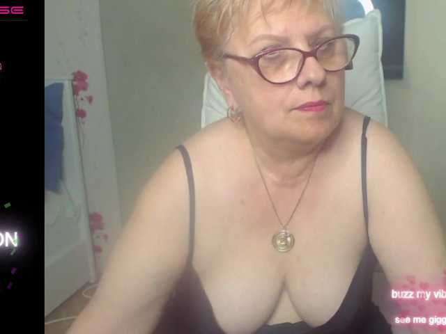 Fotografie FlamePussy lush is on#follow me in pvt###naked 50 tks##
