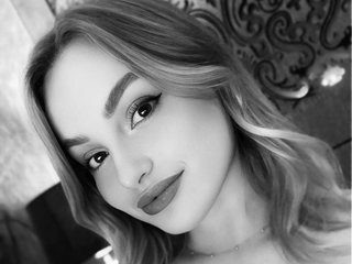 Erotický videohovor FloraGreys