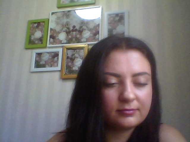 Snímky obrazovky vysielania FoxyCorona