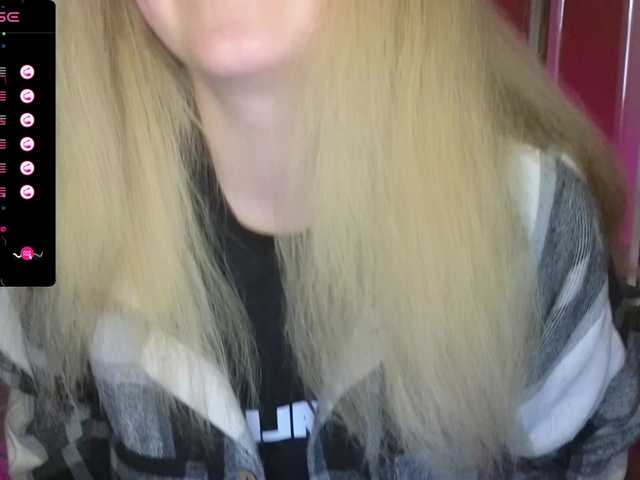 Snímky obrazovky vysielania princess___