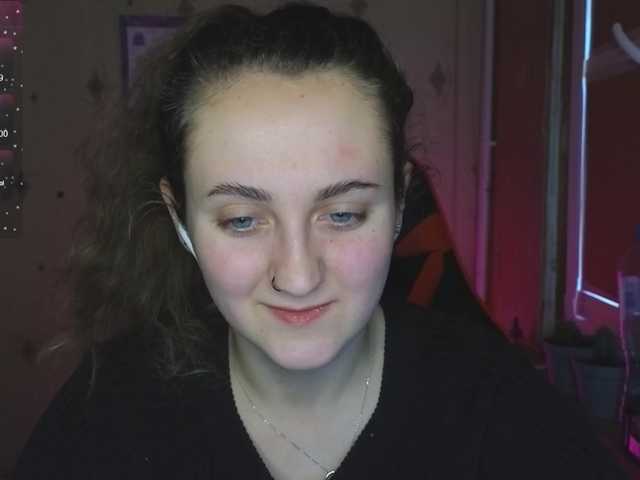 Snímky obrazovky vysielania princess___