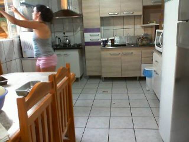 Snímky obrazovky vysielania GabiBrasil