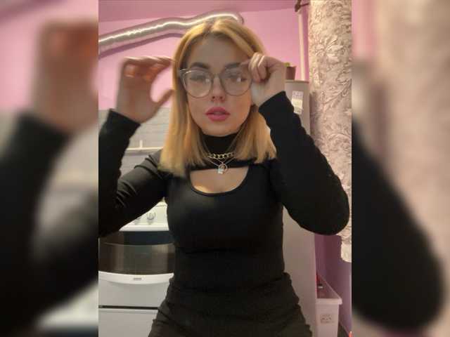 Snímky obrazovky vysielania GiaYevangeliya