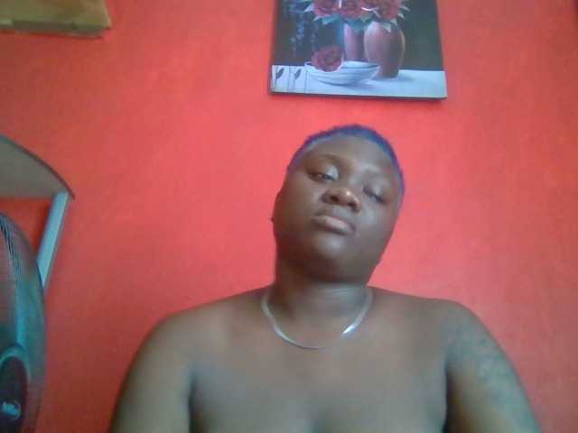 Snímky obrazovky vysielania boobie_lexi