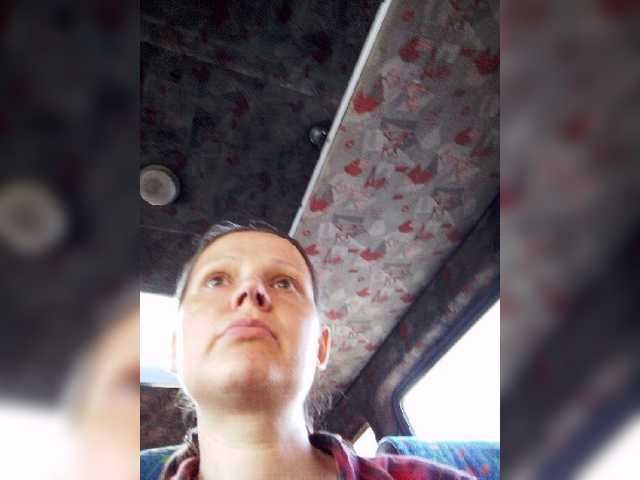Snímky obrazovky vysielania Gloria-Knight