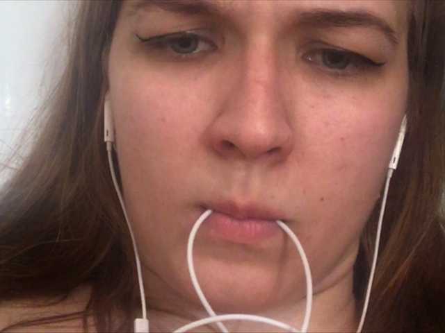 Snímky obrazovky vysielania gold-thread