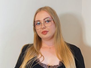 Erotický videohovor GraceJuicy