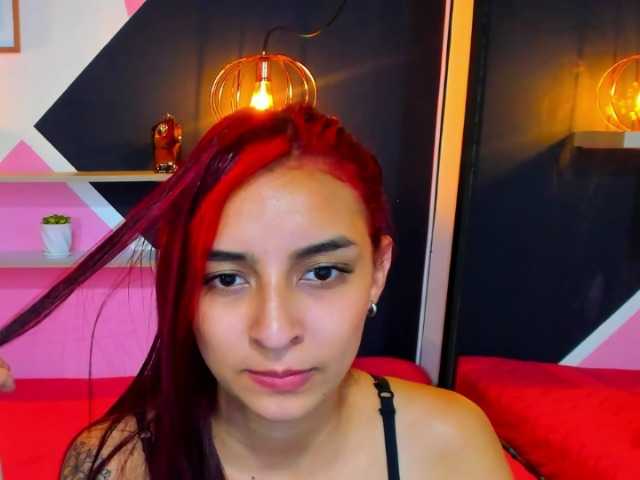 Snímky obrazovky vysielania Gracemiller7