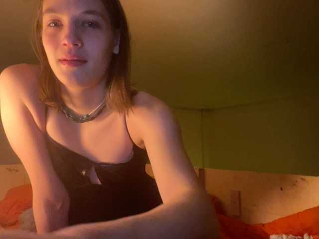 Snímky obrazovky vysielania grainbowgirl