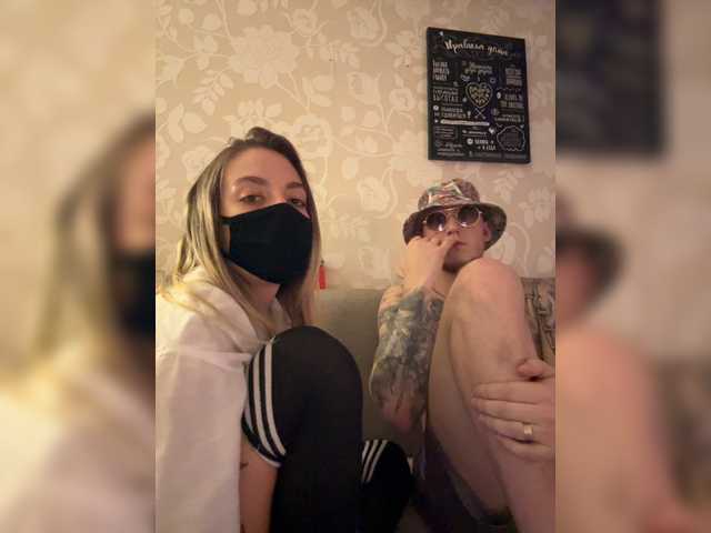 Snímky obrazovky vysielania Gram1m1good