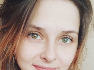 Erotický videorozhovor Green-eyed