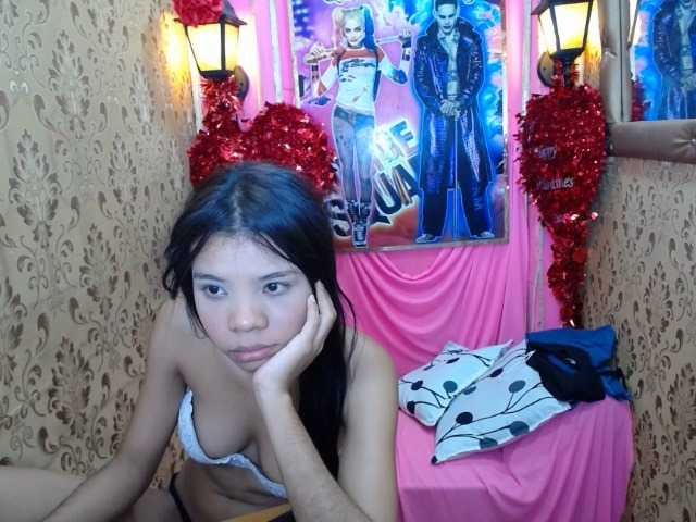 Snímky obrazovky vysielania grilcandy