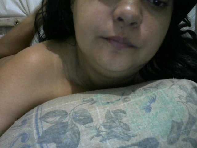 Snímky obrazovky vysielania DynePink