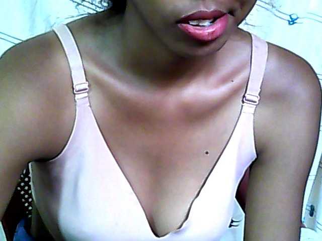 Snímky obrazovky vysielania happyme5