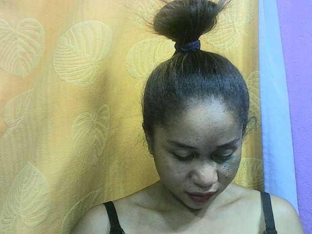 Snímky obrazovky vysielania Harivelo22