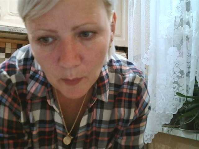 Snímky obrazovky vysielania HelenLike