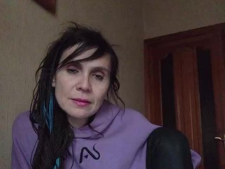 Erotický videohovor Hellenalonenochka