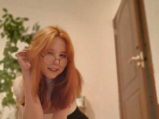 Erotický videohovor HellenDyson