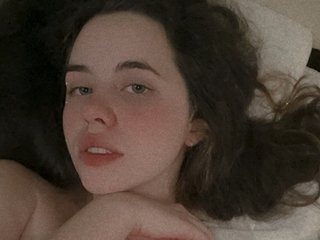 Erotický videorozhovor HildaBoom77