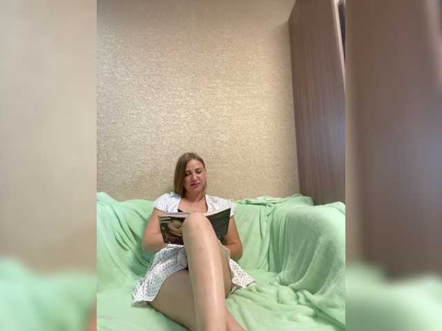 Snímky obrazovky vysielania HloyaConect