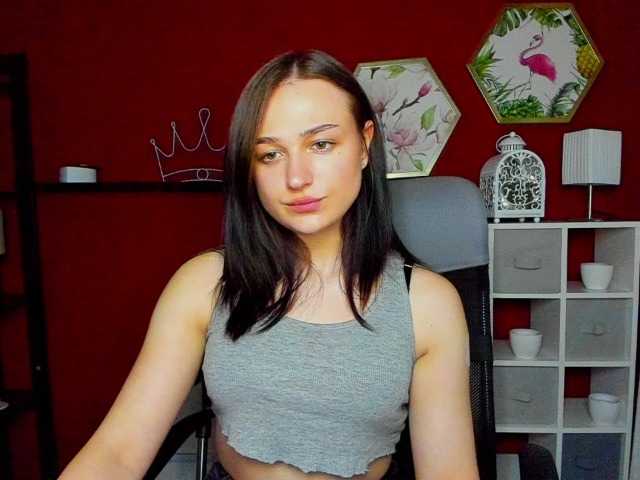 Snímky obrazovky vysielania HollyExtasy