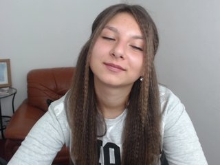 Snímky obrazovky vysielania Honey-Boney