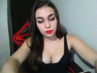 Snímky obrazovky vysielania hotgirl888