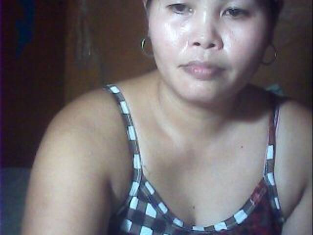 Snímky obrazovky vysielania HotMommaxx