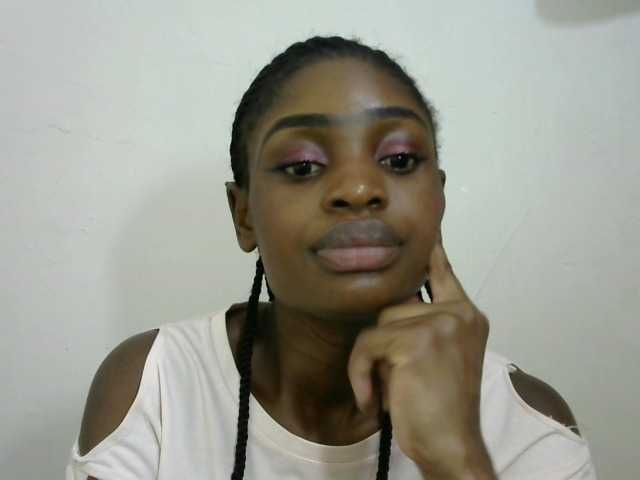 Snímky obrazovky vysielania hotprincess10