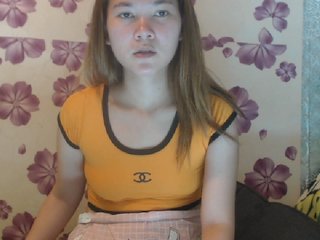 Snímky obrazovky vysielania hottiekylie27