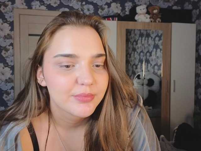 Snímky obrazovky vysielania iam-momiji