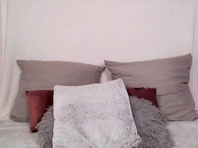 Snímky obrazovky vysielania ImHotBella