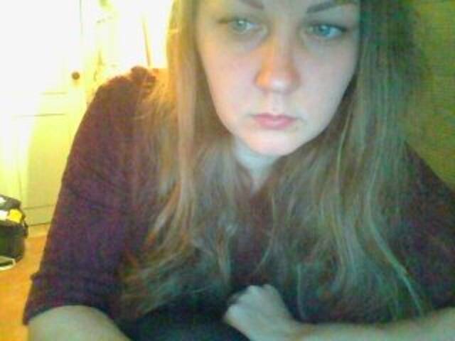 Snímky obrazovky vysielania inessasexy