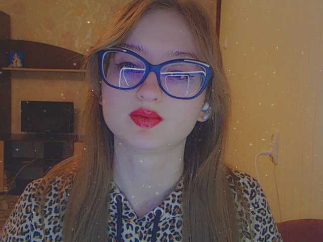 Snímky obrazovky vysielania Sunny_Bunny