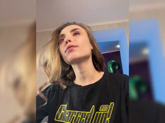 Snímky obrazovky vysielania BabyYoda