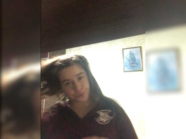 Snímky obrazovky vysielania Izabelya