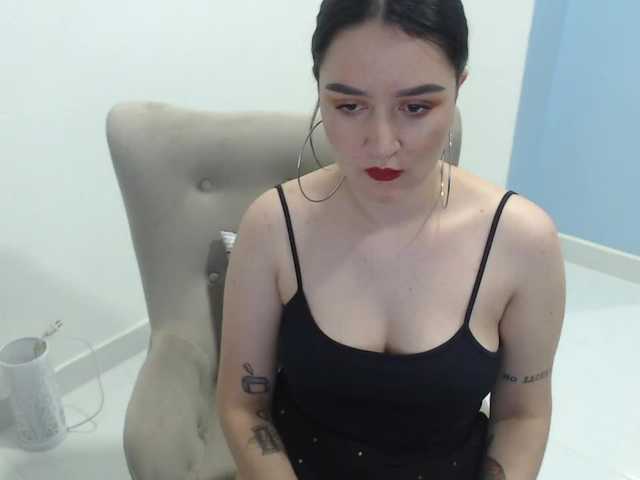 Fotografie Jane-Does Join if you like good booty!! Let's get naughty | Full naked for 99tk | wet pussy play for 444 | one finger in ass for 555 | ♥ || Goal: HARD FINGERING 295 to hit it!! | #latina #curvy # wet