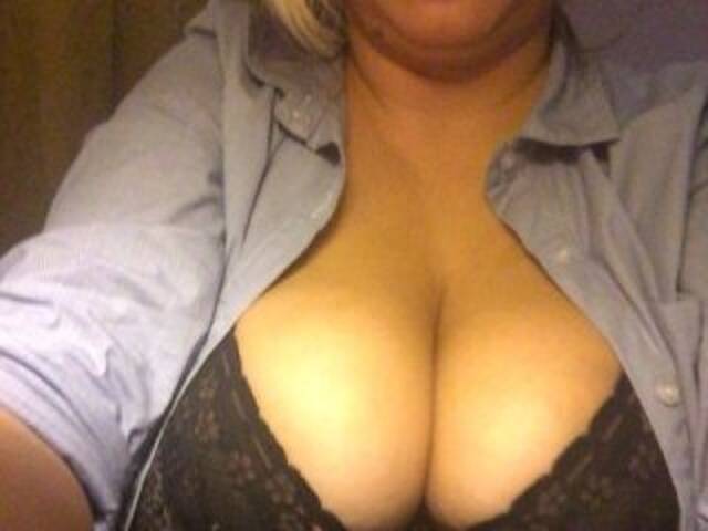 Snímky obrazovky vysielania AnficaLoveX