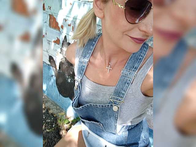 Snímky obrazovky vysielania MissJasmin