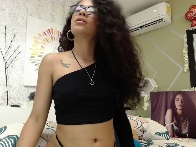 Fotografie JazminThomas Hi my lovers, today 50% OFF my social media♥♥ do u wanna make me cum? , my wet pussy its ready for u,@goal im gonna fingering my pretty pussy and give u a real cum mmm… lets go baby #CAM2CAMPRIME
