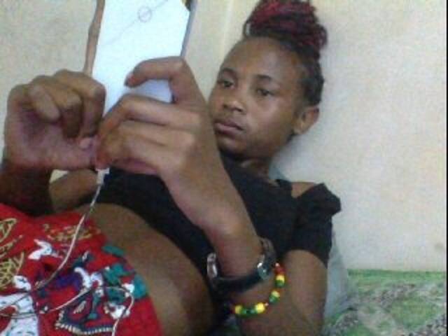 Snímky obrazovky vysielania JeinahQueen