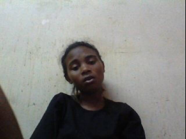 Snímky obrazovky vysielania JeinahQueen