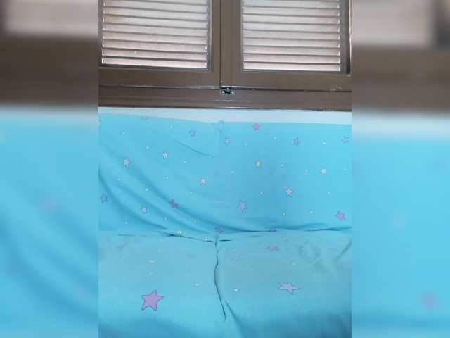 Snímky obrazovky vysielania JennaDeluxe