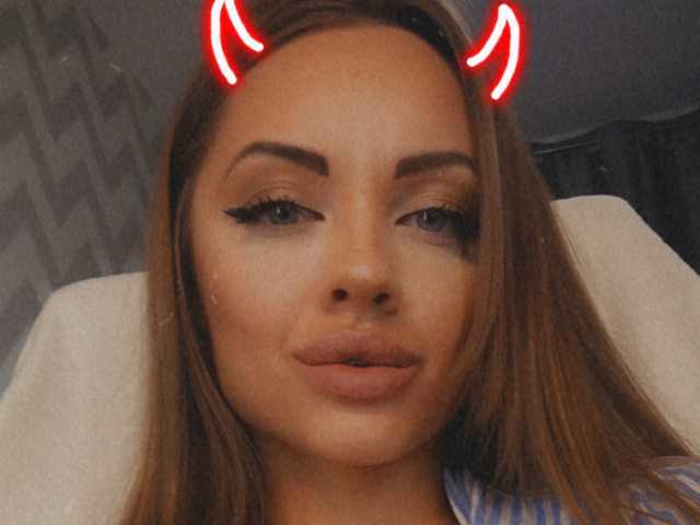 Foto profilu _JenniferBomb