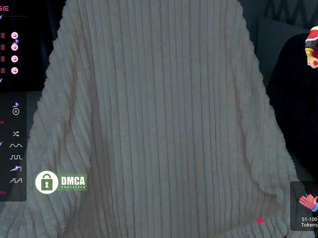 Snímky obrazovky vysielania _JenniferBomb