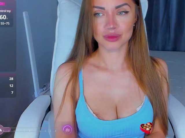 Snímky obrazovky vysielania _JenniferBomb